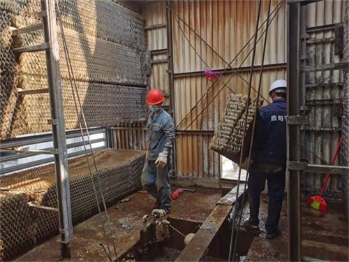 冷卻塔填料更換的常見問題(中央空調用冷卻塔更換填料)